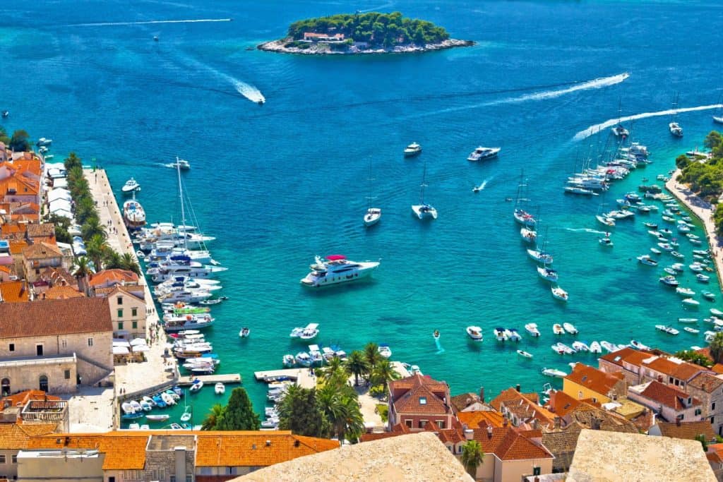 Planiranje putovanja u Hvar: korak po korak