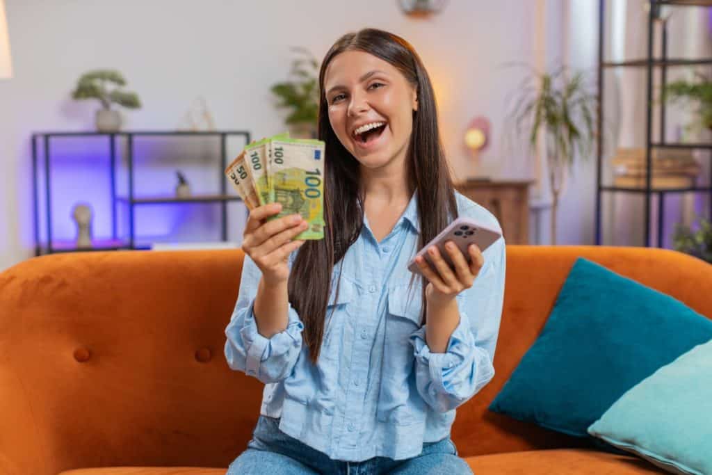 Kako funkcionira crowdfunding u Hrvatskoj Kako funkcionira crowdfunding u Hrvatskoj